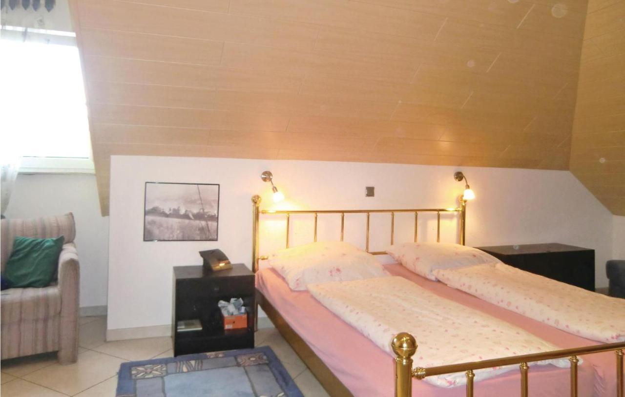 2 Bedroom Nice Apartment In Lissendorf Экстерьер фото